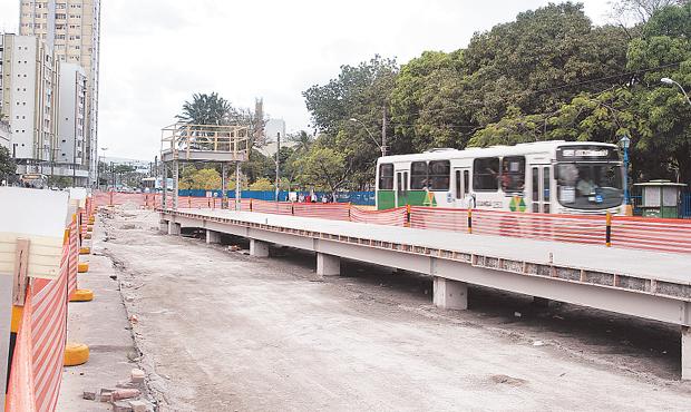 Obras do corredor Leste/Oeste no Recife - Foto: Nando Chiappetta